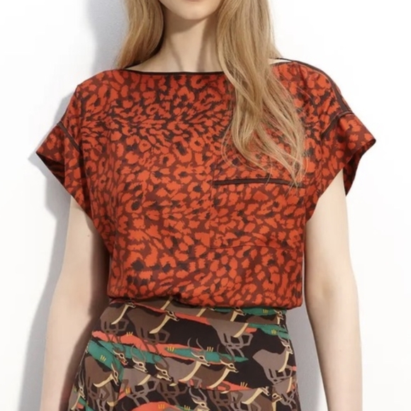Marc Jacobs Tops - Marc By Marc Jacobs Red Animal Leopard Print Short Dolman Sleeve Silk Blouse